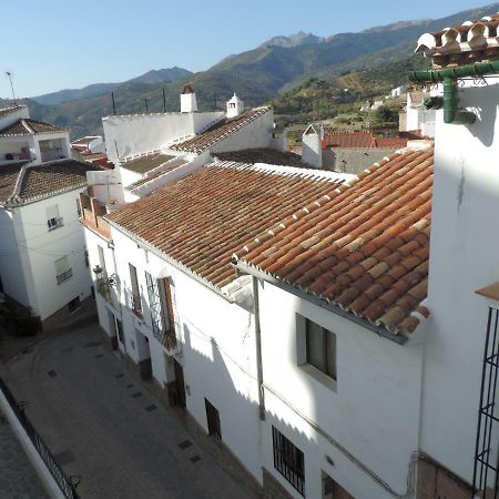 Casa Las Tres Conchas Yunquera Екстер'єр фото